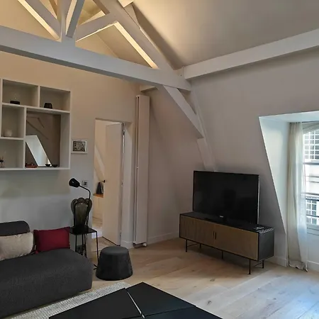 Apartment Beautiful In The Heart Of - Mobility Lease Paris